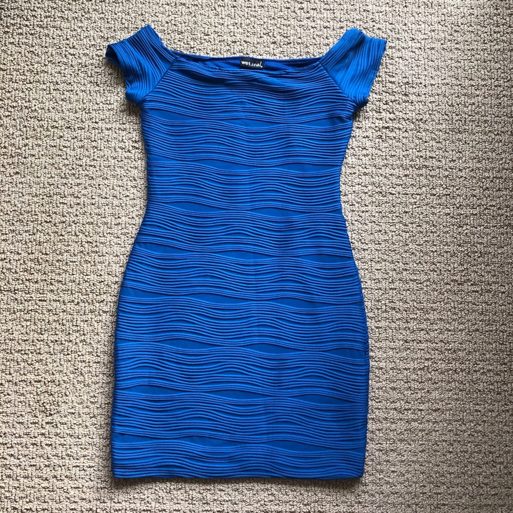 2/$10 MixMatch Wet Seal Blue Off Shoulder Stretchy Mini Dress